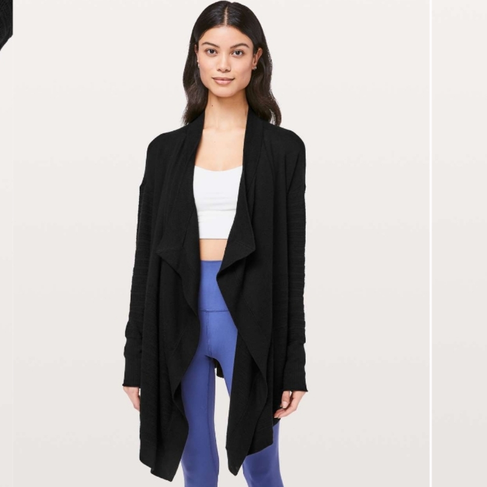 Lululemon Find Your Calm Wrap